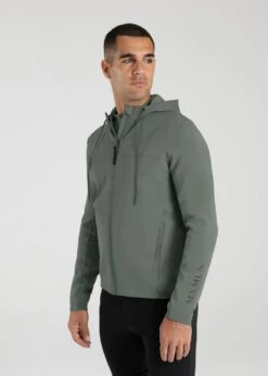 Maximilian Club Zip Hoodie Ivy -Maximilian Store 2 3A1A1395 b56f7a2b 6f87 44bf a527 19eebfc8b101