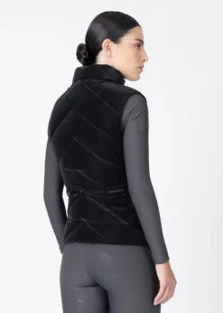 Maximilian Astro Puffer Vest Black -Maximilian Store 3A1A4848