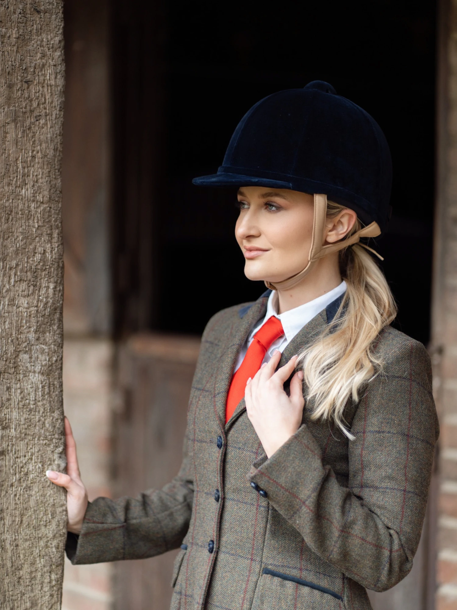 Charles Owen Fian Helmet Navy 3 Charles Owen Fian Helmet Navy - Image 3