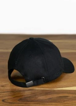 Maximilian Cap Black -Maximilian Store IMG 2314