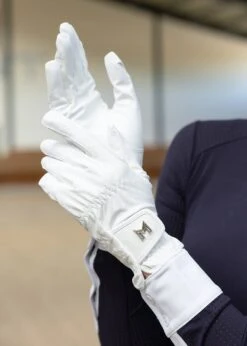 Maximilian Emblem Riding Gloves White -Maximilian Store IMG 2350