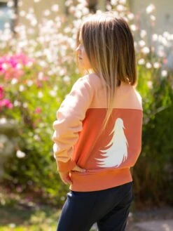 LeMieux Mini Pony Sweatshirt Apricot -Maximilian Store it04186 lifestyle miniponysweatshirt apricot 4