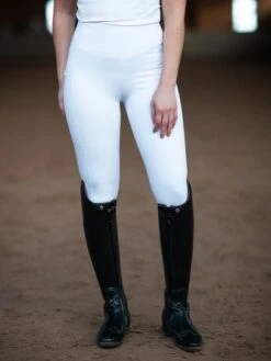 Equestrian Stockholm Dressage Movement Riding Tights White -Maximilian Store white riding tights ridtights reitleggins rijleggings on2